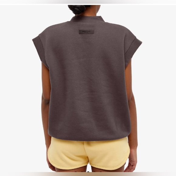 FEAR OF GOD ESSENTIALS PULLOVER V-NECK VEST - Picture 2 of 5